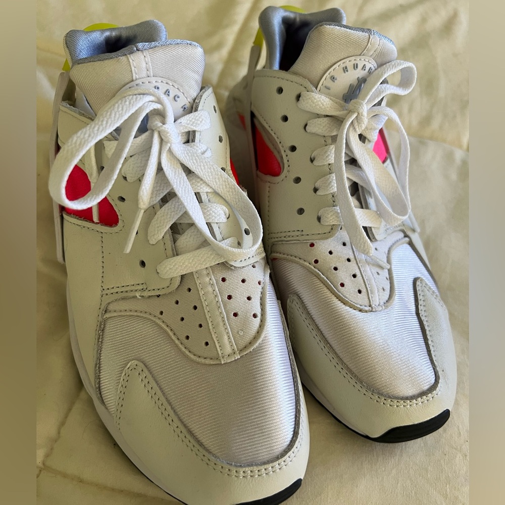 Nike Huarache Sneakers